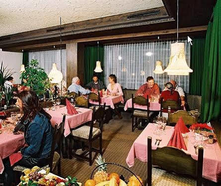 סאס פה Ambiente Guesthouse מראה חיצוני תמונה